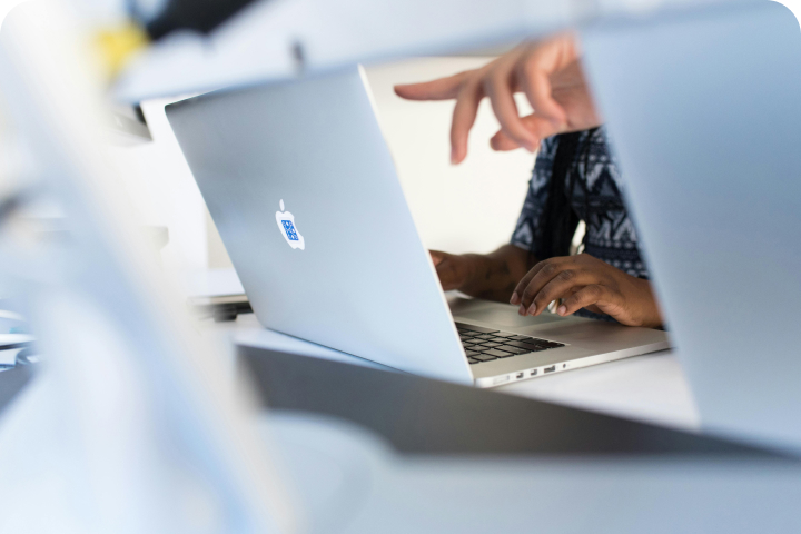 pexels-divinetechygirl-1181462-1